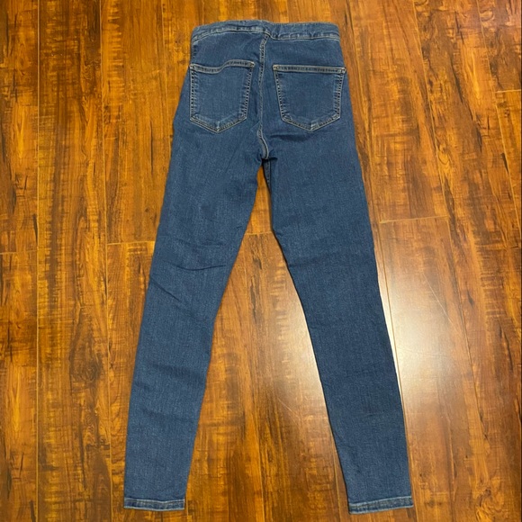 Topshop high waisted Joni Jeans in midblue. Size: 26W 30L - Picture 4 of 4